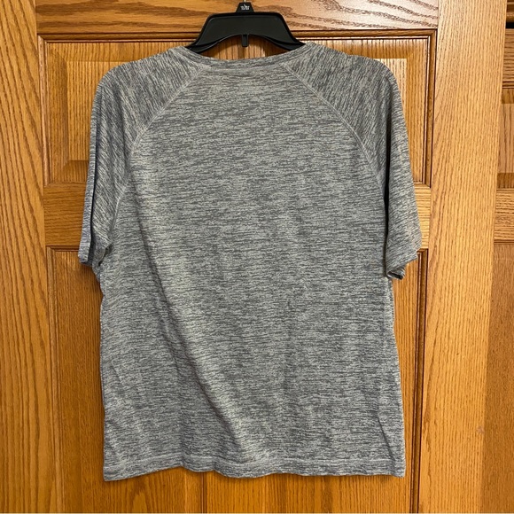 MLB Chicago Cubs mens Baseball Shirt - Picture 2 of 4